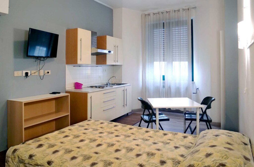 Monolocale con cucina attrezzata Piacenza